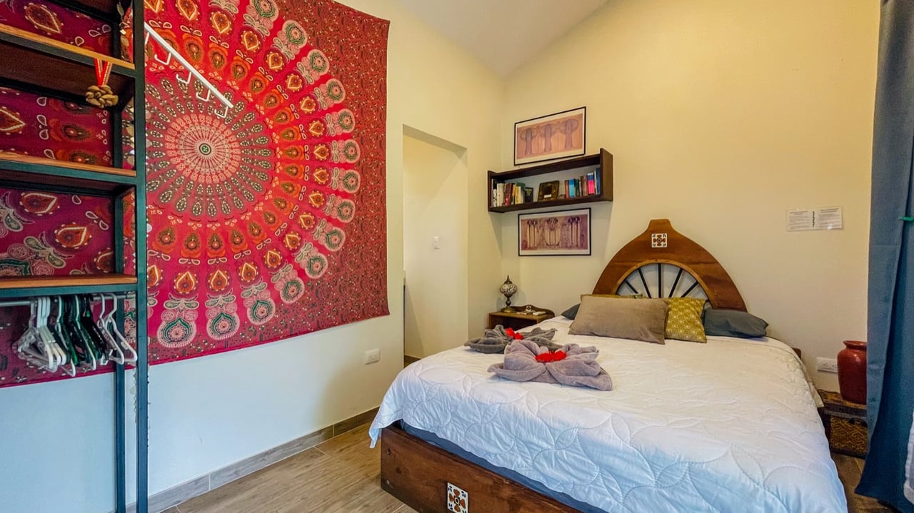 Investment Opportunity! Eco-Friendly Rental Property Near Playa Chaman and Playa Colonia