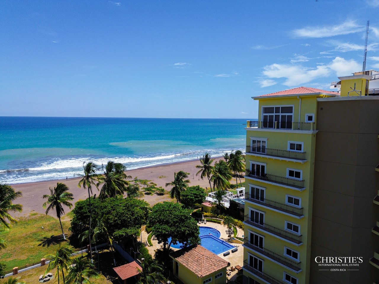 Acqua | Exclusive Oceanfront Living in Jacó