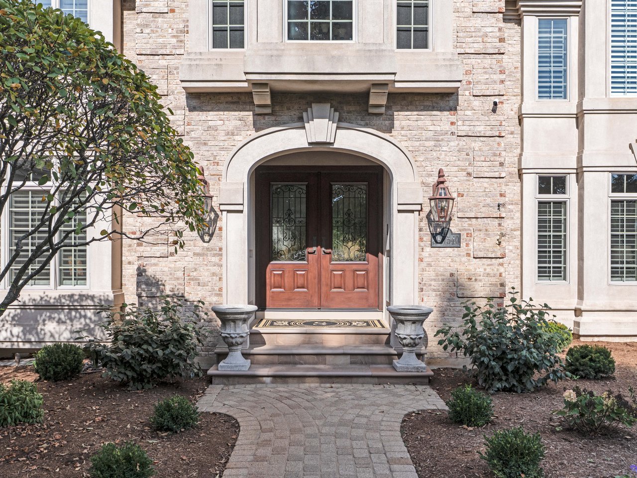 36W540 Hunters Gate Road St. Charles