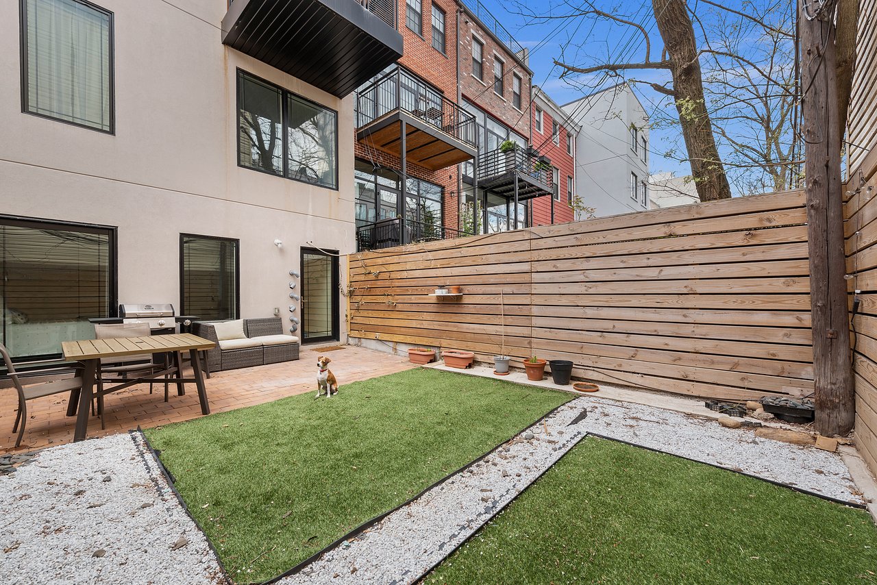 571 Lafayette Avenue