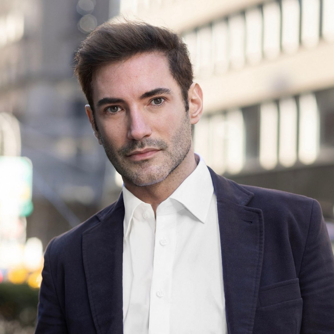Andreas Mathieu New York, NY Real Estate Agent Headshot