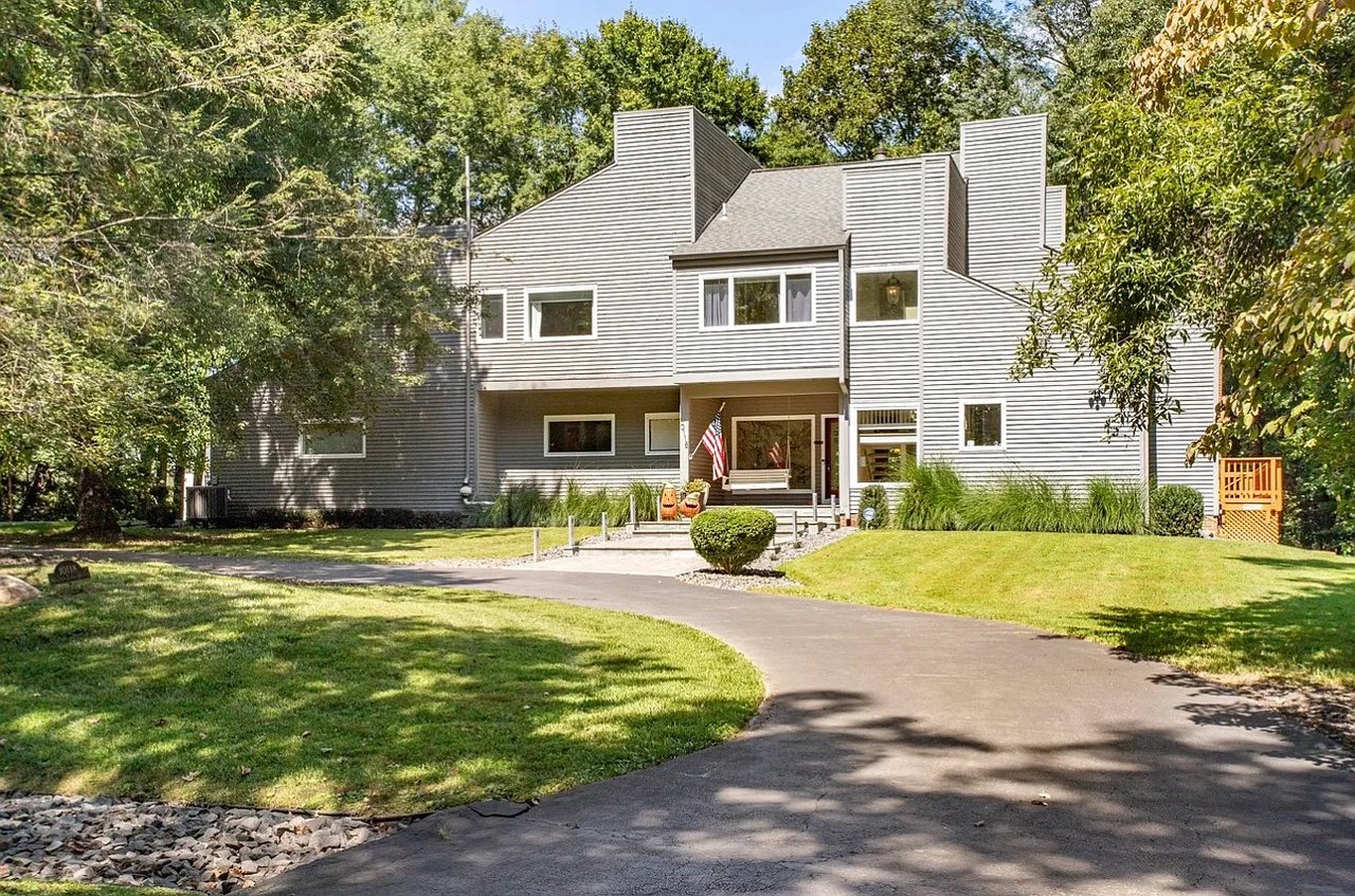 10118 Walker Lake Dr
