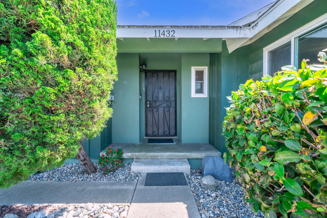 Effortless Comfort in Garden Grove