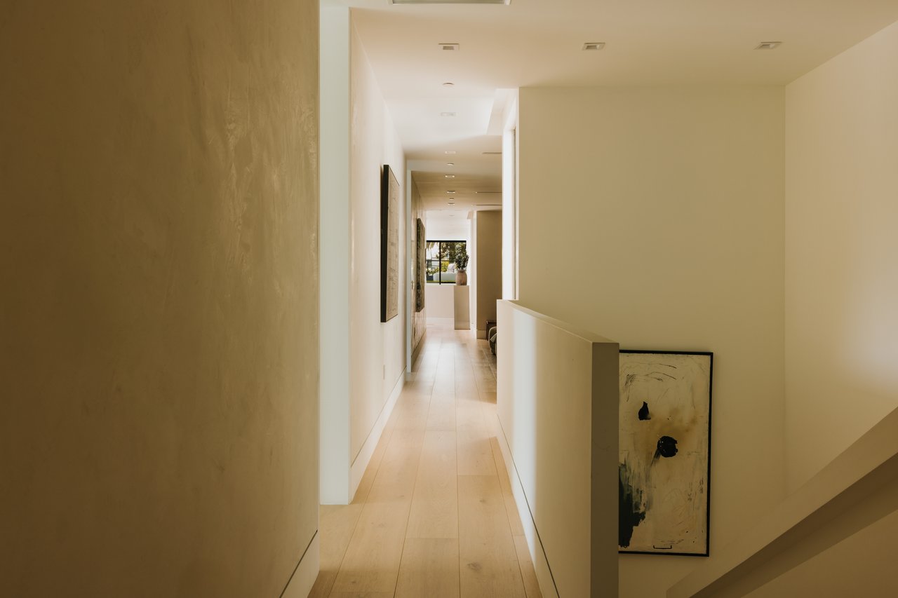 260 S Canyon View Dr