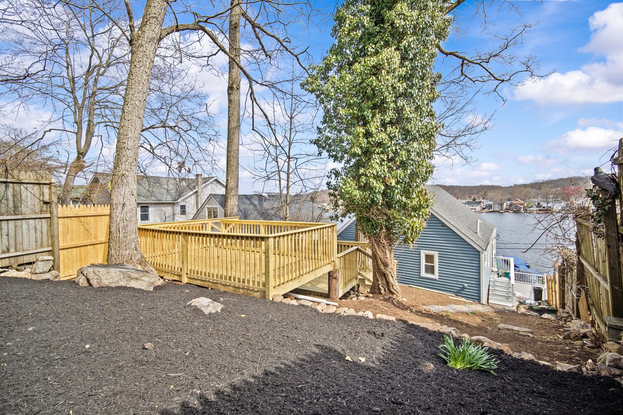 35 S Lakeside Ave