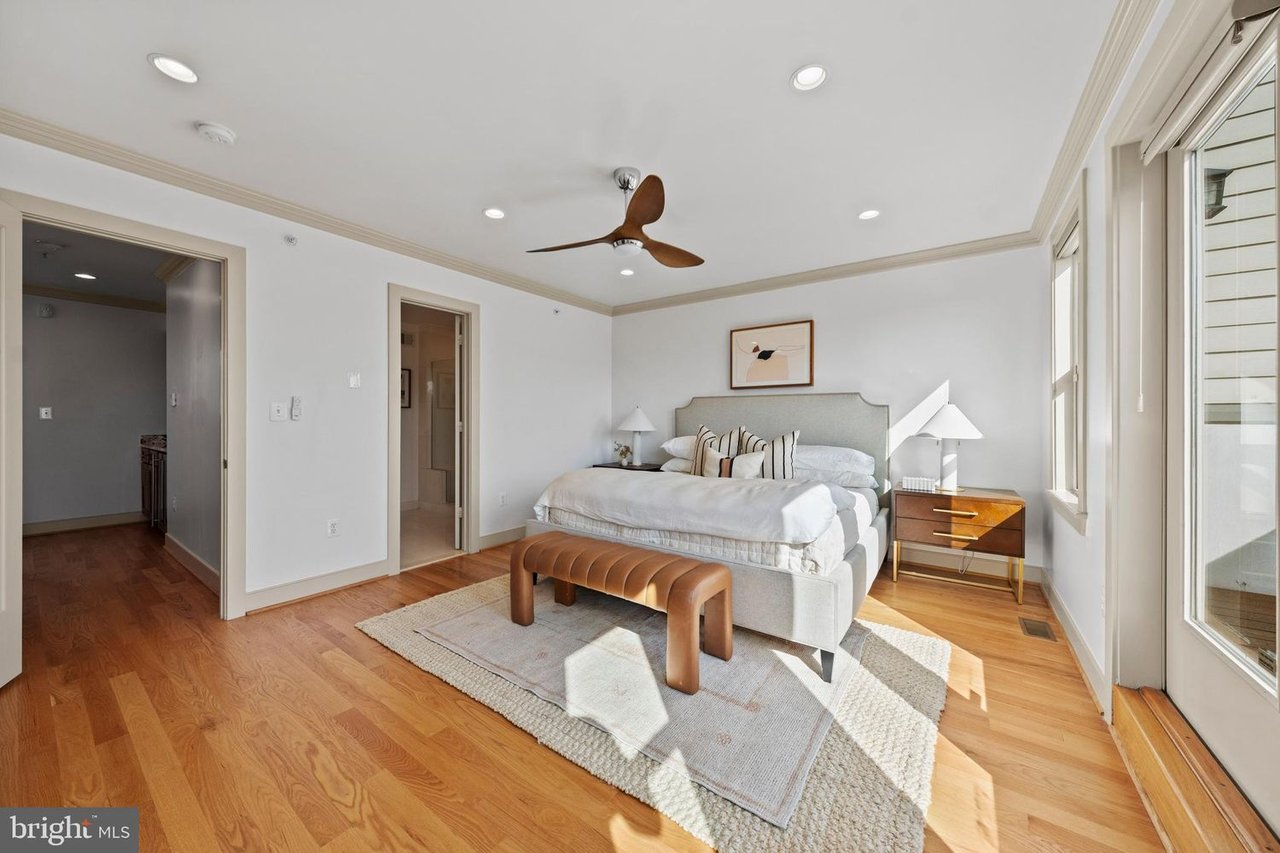 2448 Ontario Rd NW, Unit 4