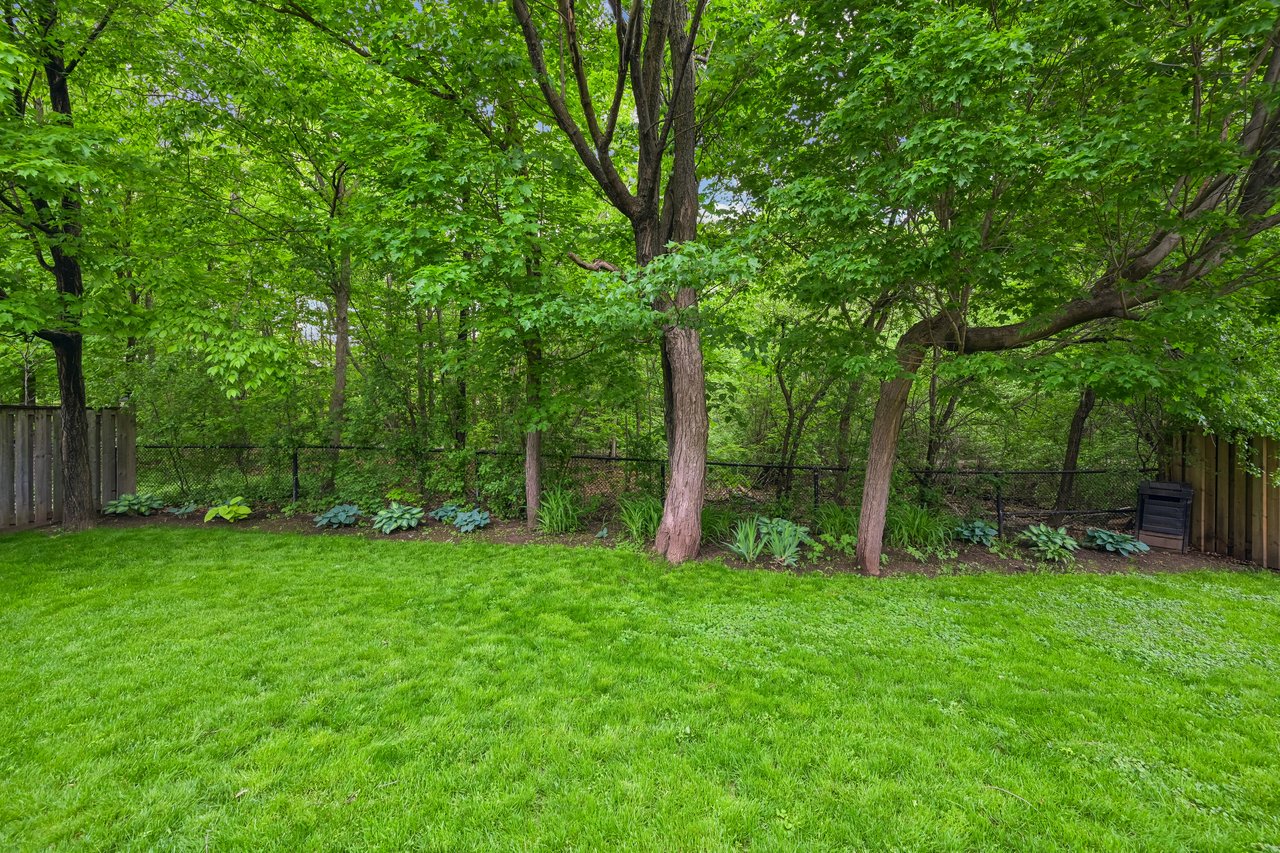 Unbeatable location in Glen Abbey!
