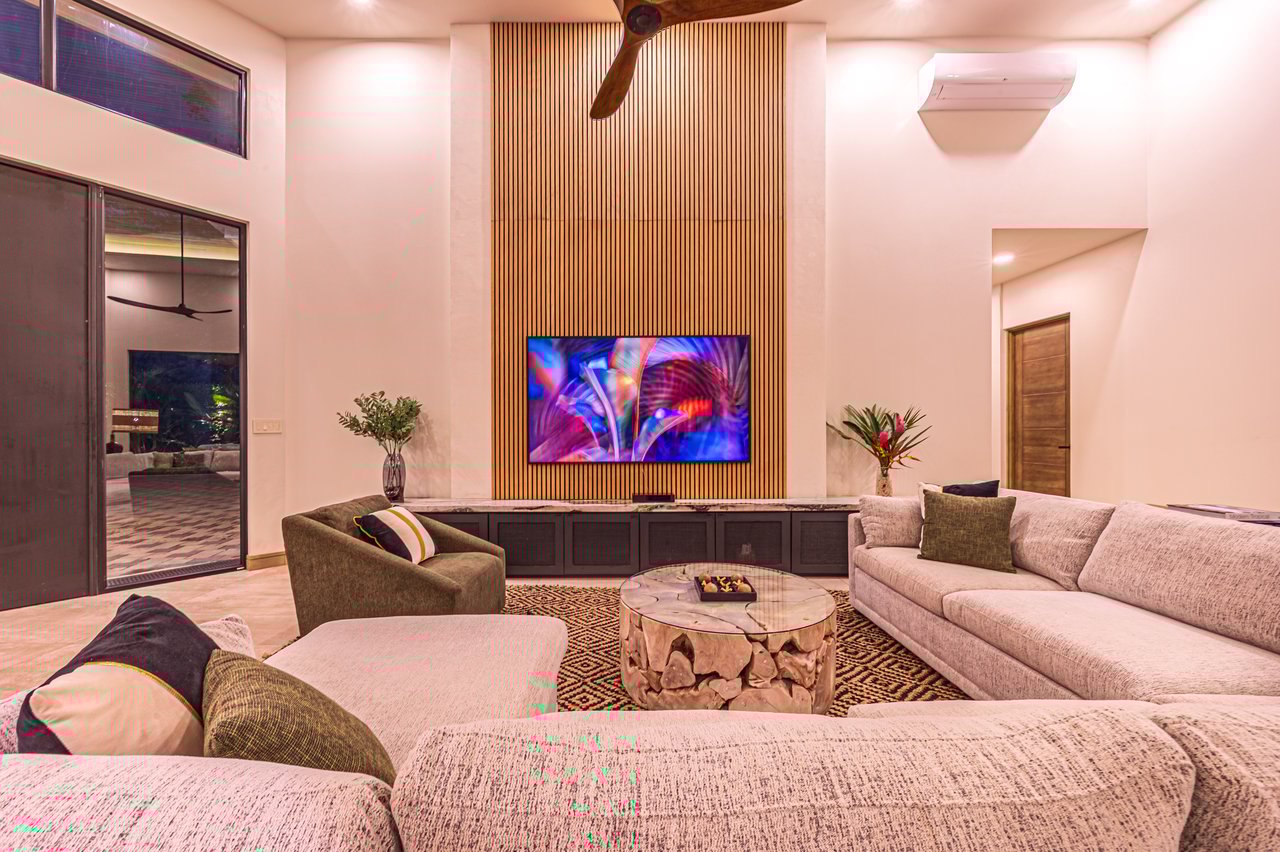 Luxury Estate in Escaleras - Incredible Ocean Views 5.5 Acres