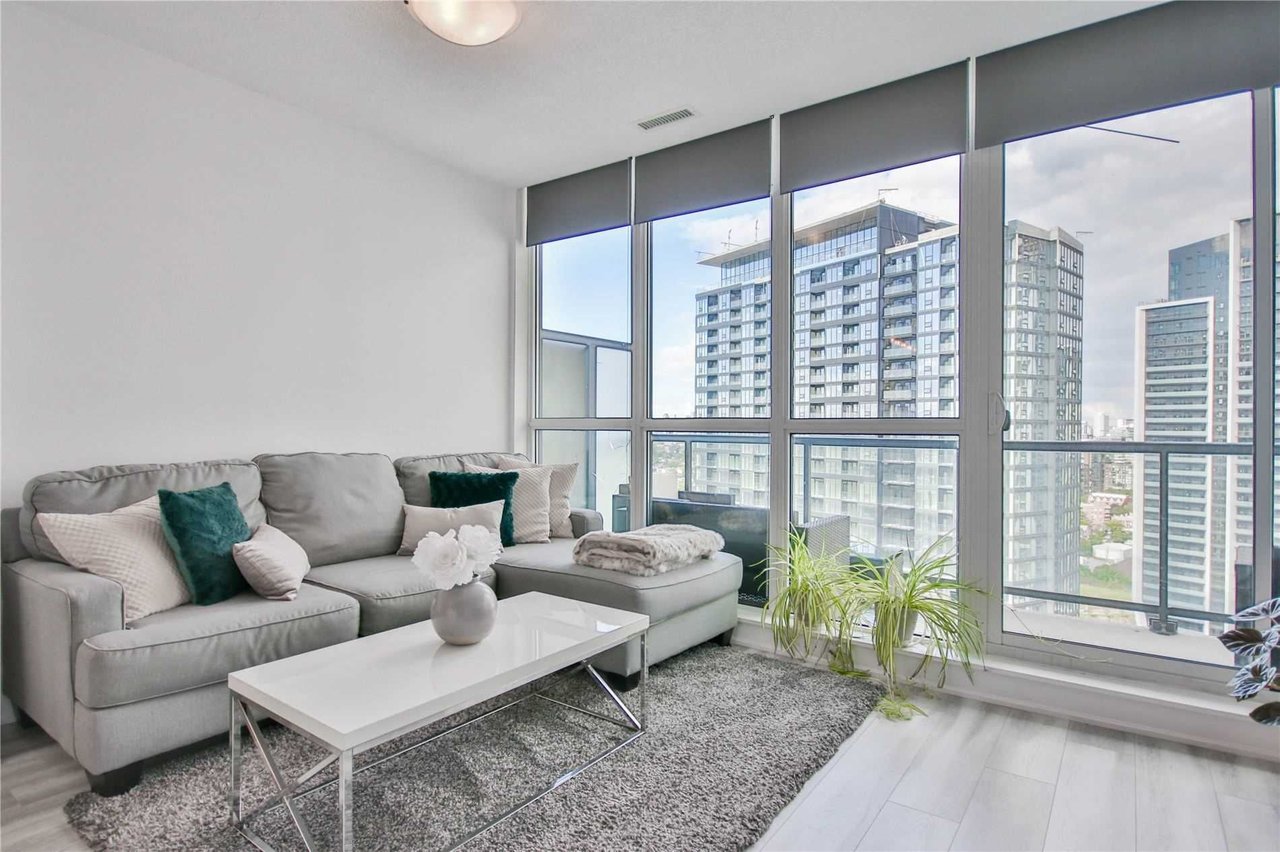 51 East Liberty St #2406