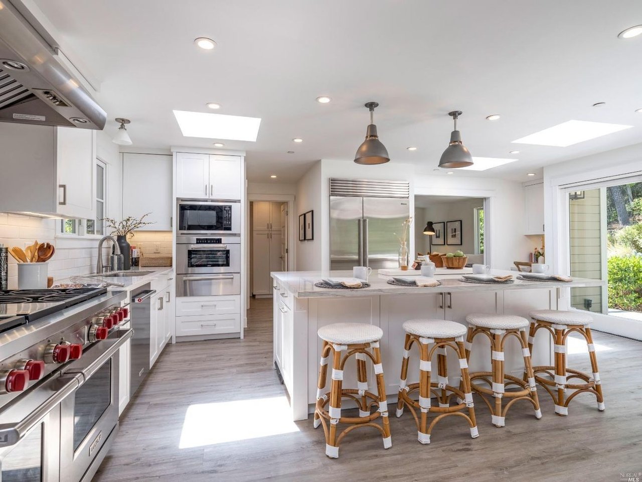 10 Turnagain Rd