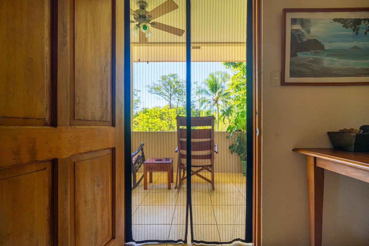 Casa Brisa de La Playa, 2 Bedroom Home Just Steps From the Beach!