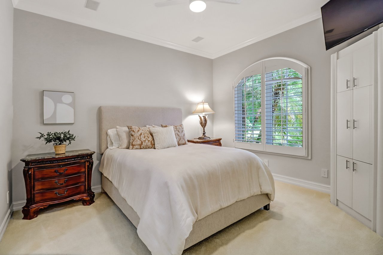 2270 Silver Palm Pl