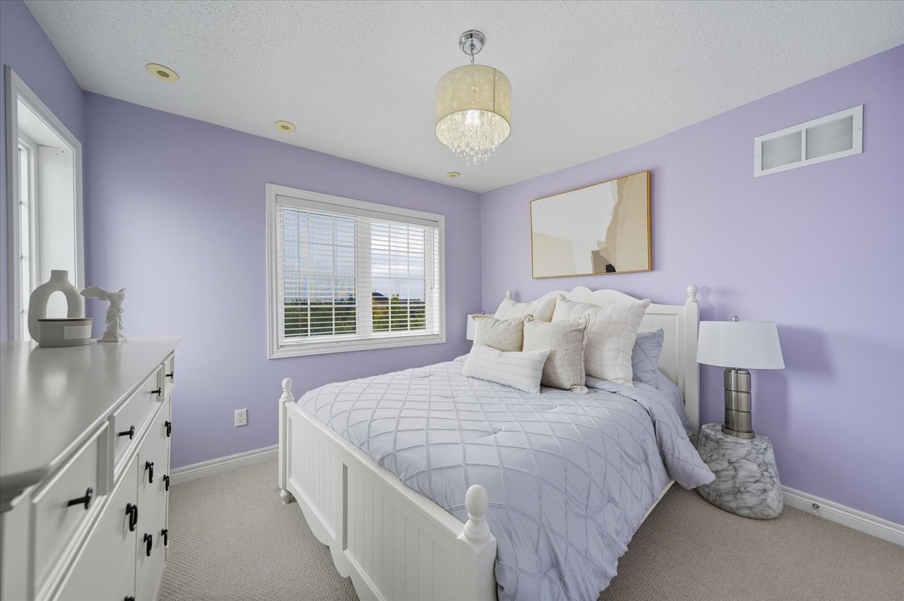 #23 - 20 Greensborough village Circ