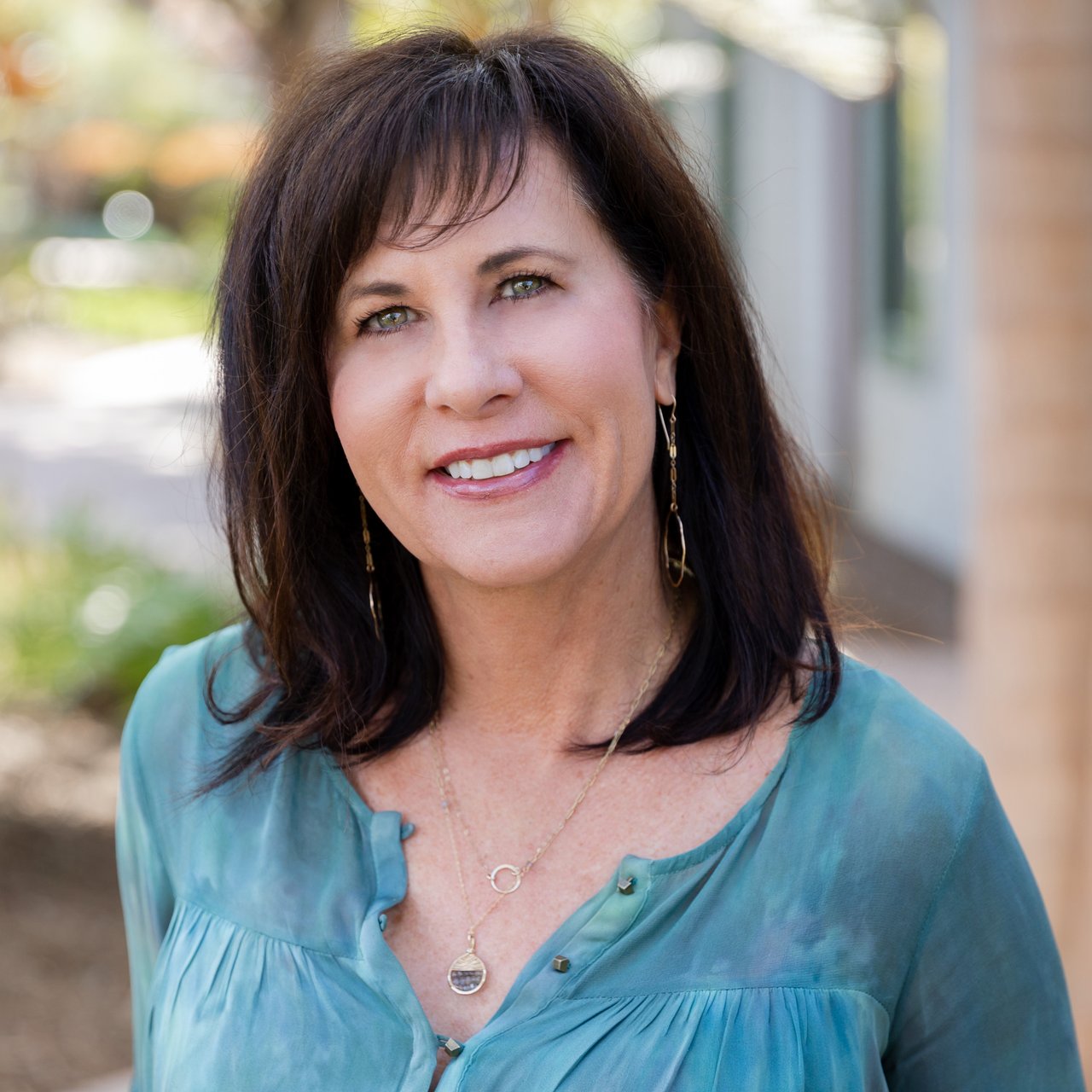 Monique Beal Carlsbad, CA Real Estate Agent Headshot