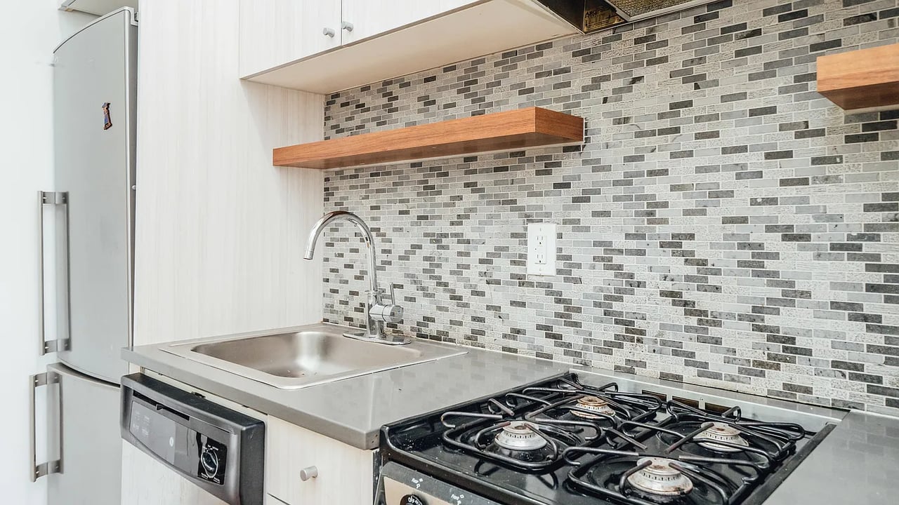 358 Palmetto Street 2B