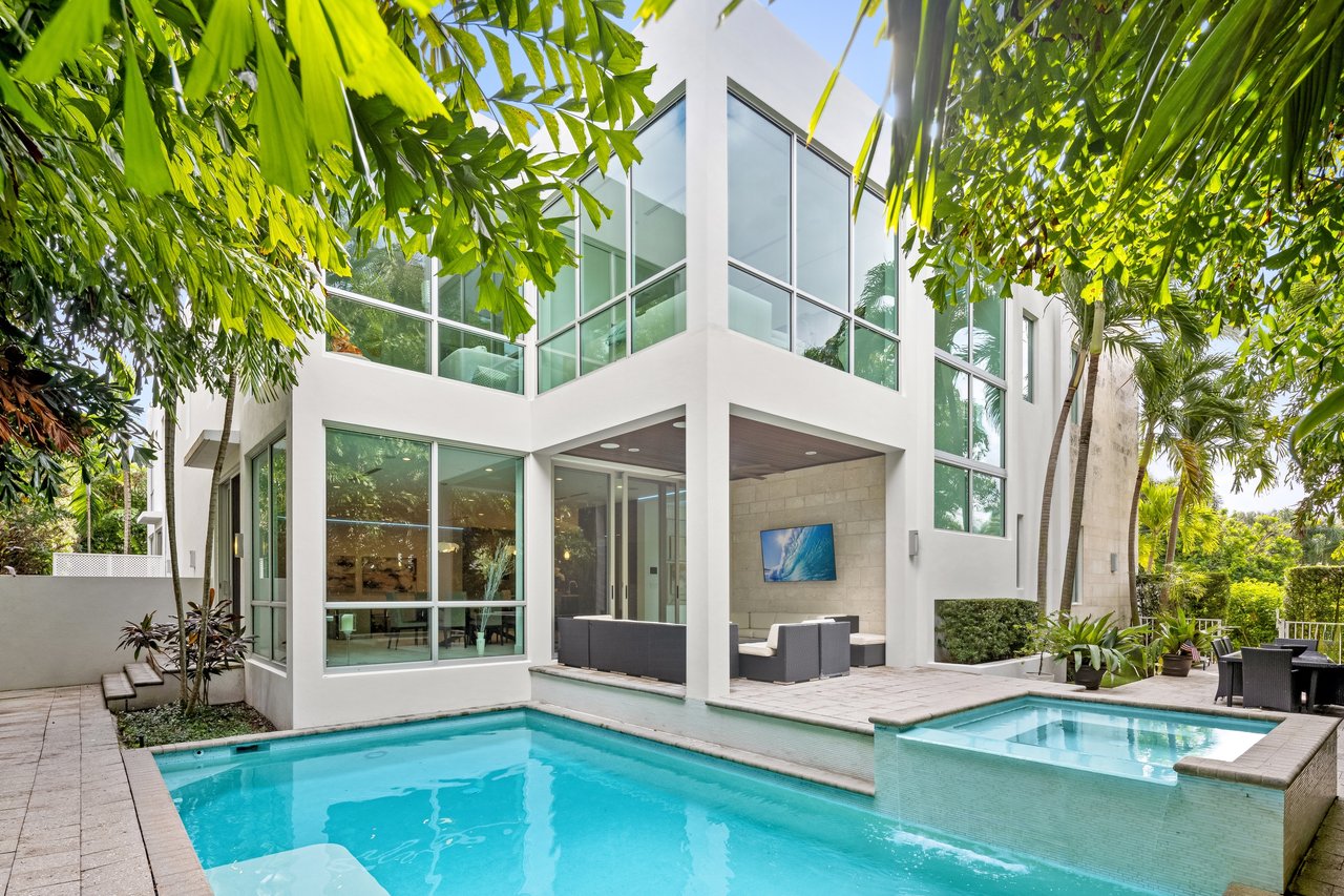 1005 Bucida Rd, Delray Beach