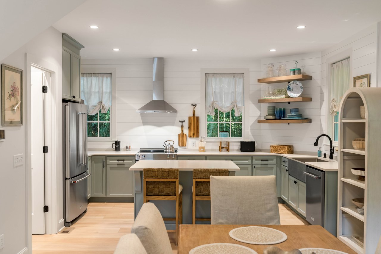 3785 Paces Ferry Road NW