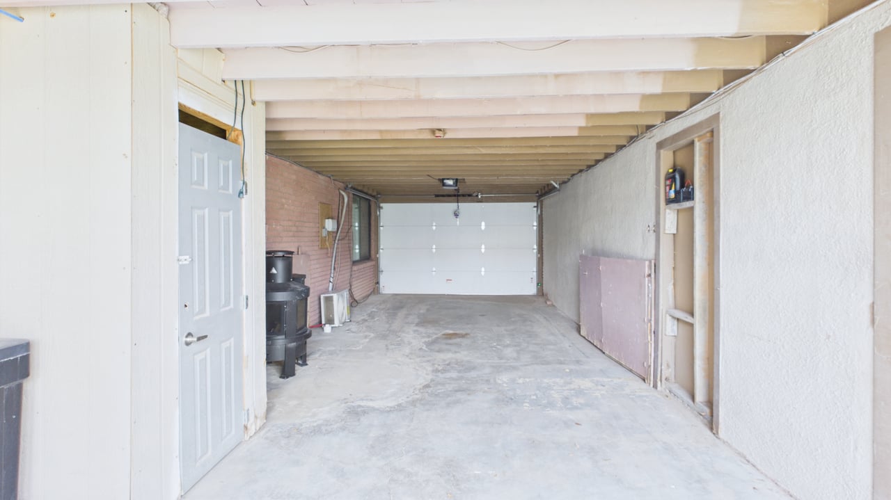 621 S Hickory St.