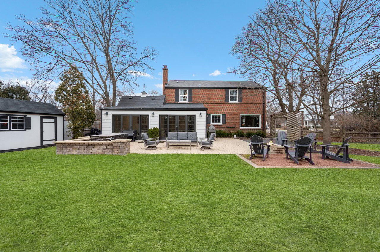 530 Woodland Lane South 