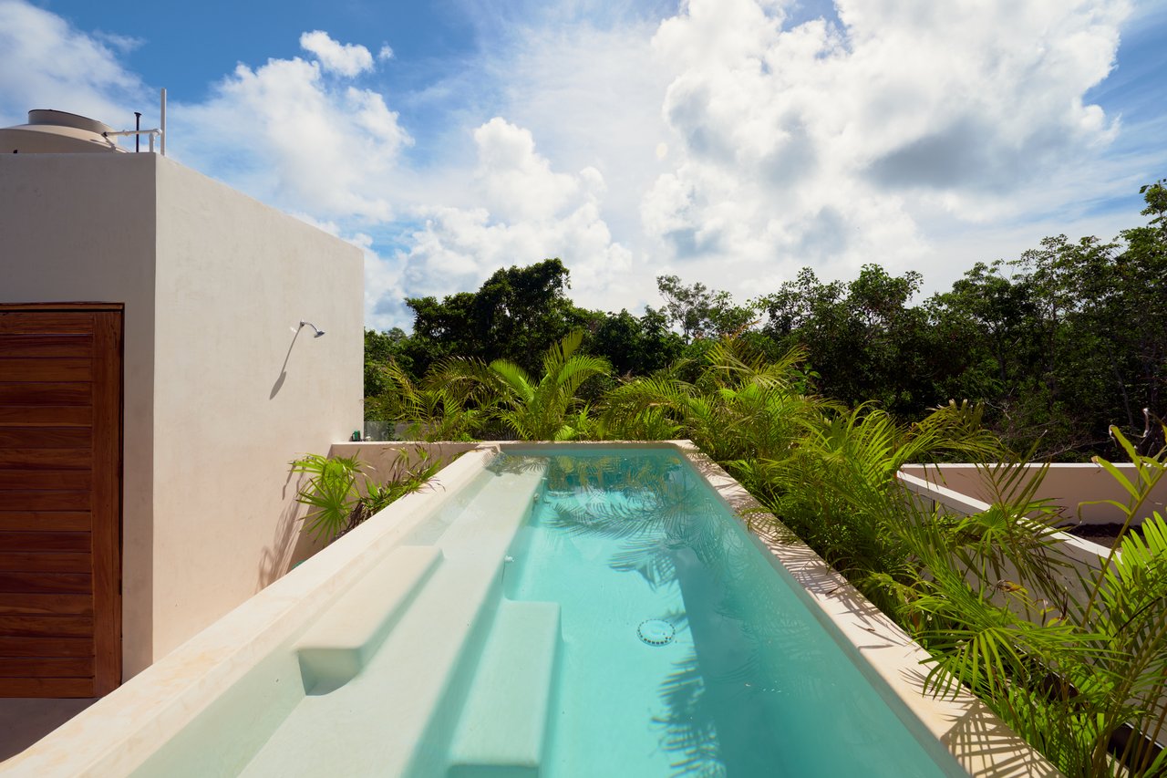 Casa Thomas | 3BR Jungle Villa with Rooftop Pool