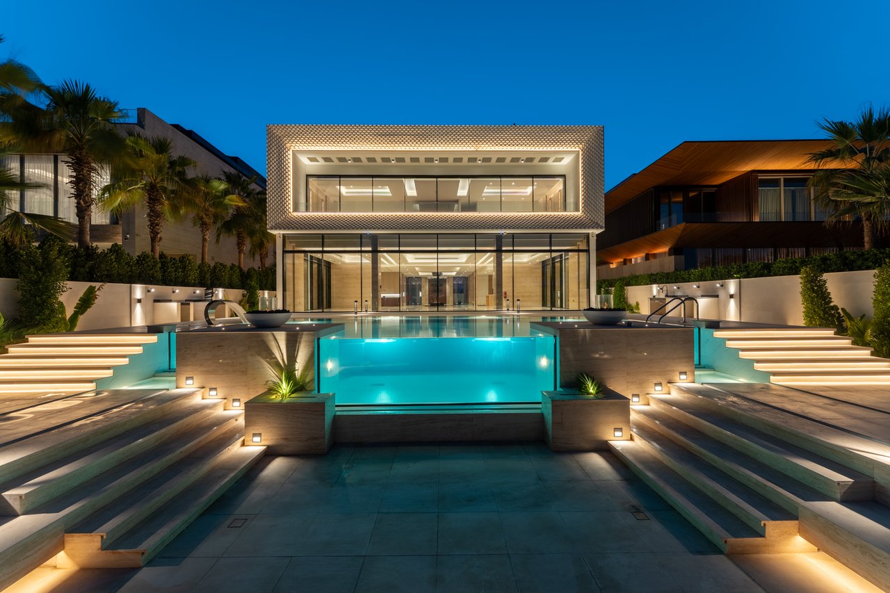 Jumeirah Bay Island Villa