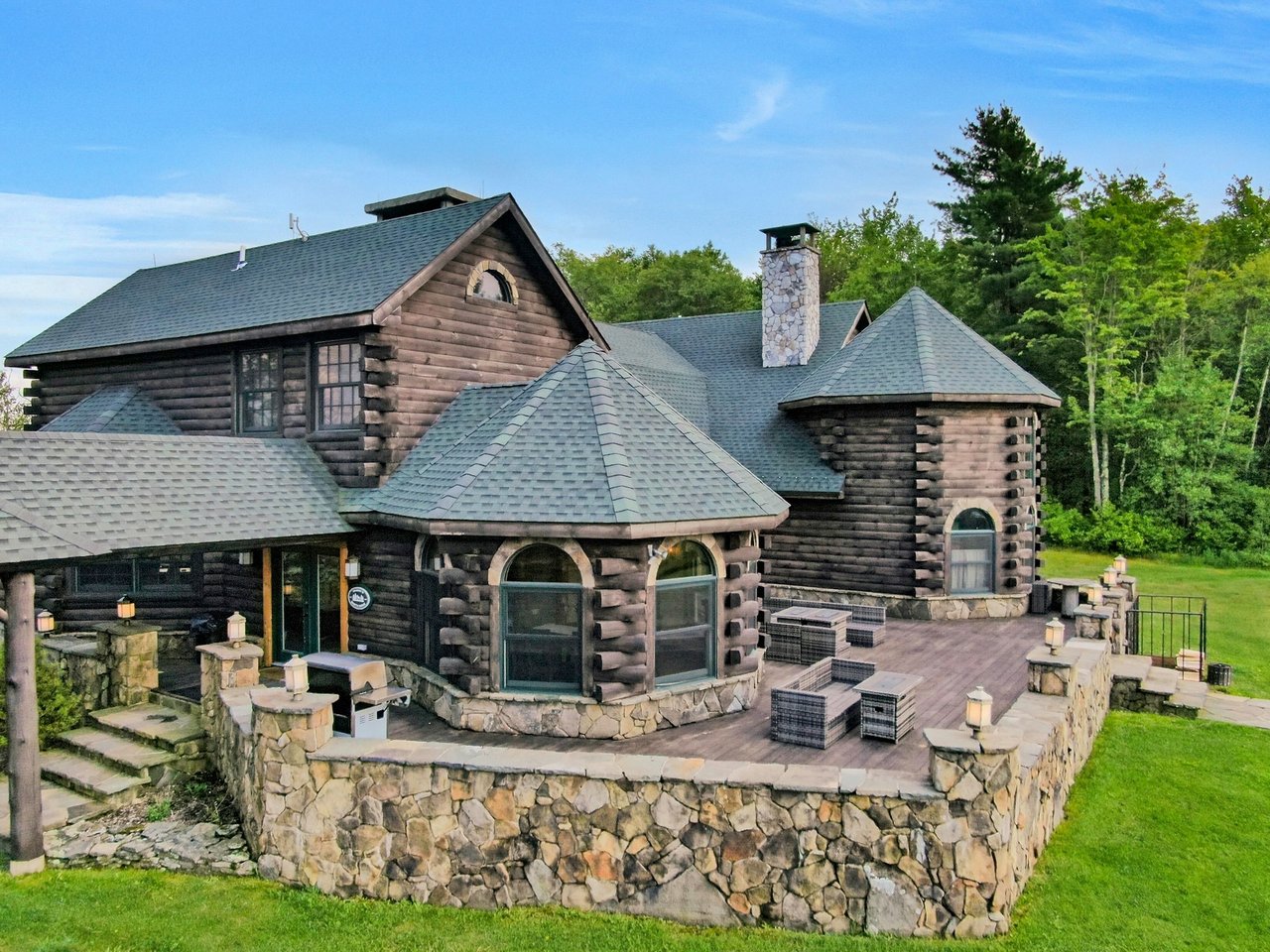Burt's Lodge