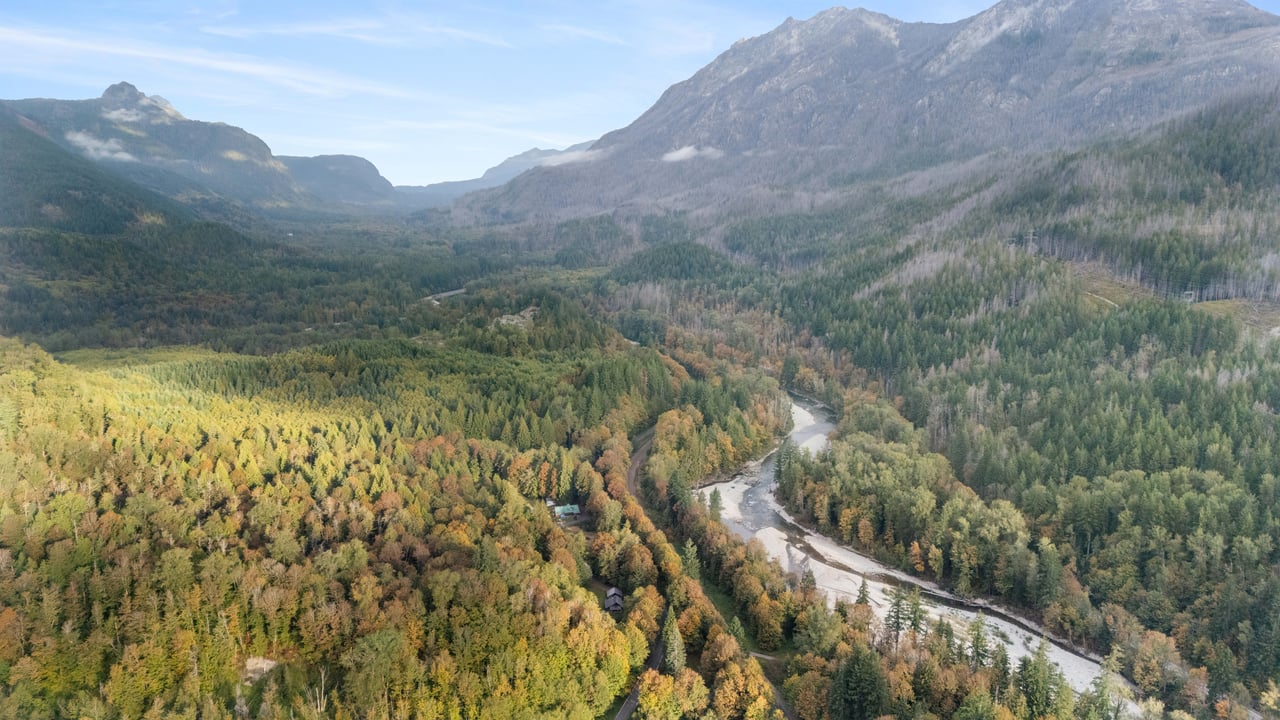 71636 NE. Old Cascade Hwy., Skykomish, WA 98288