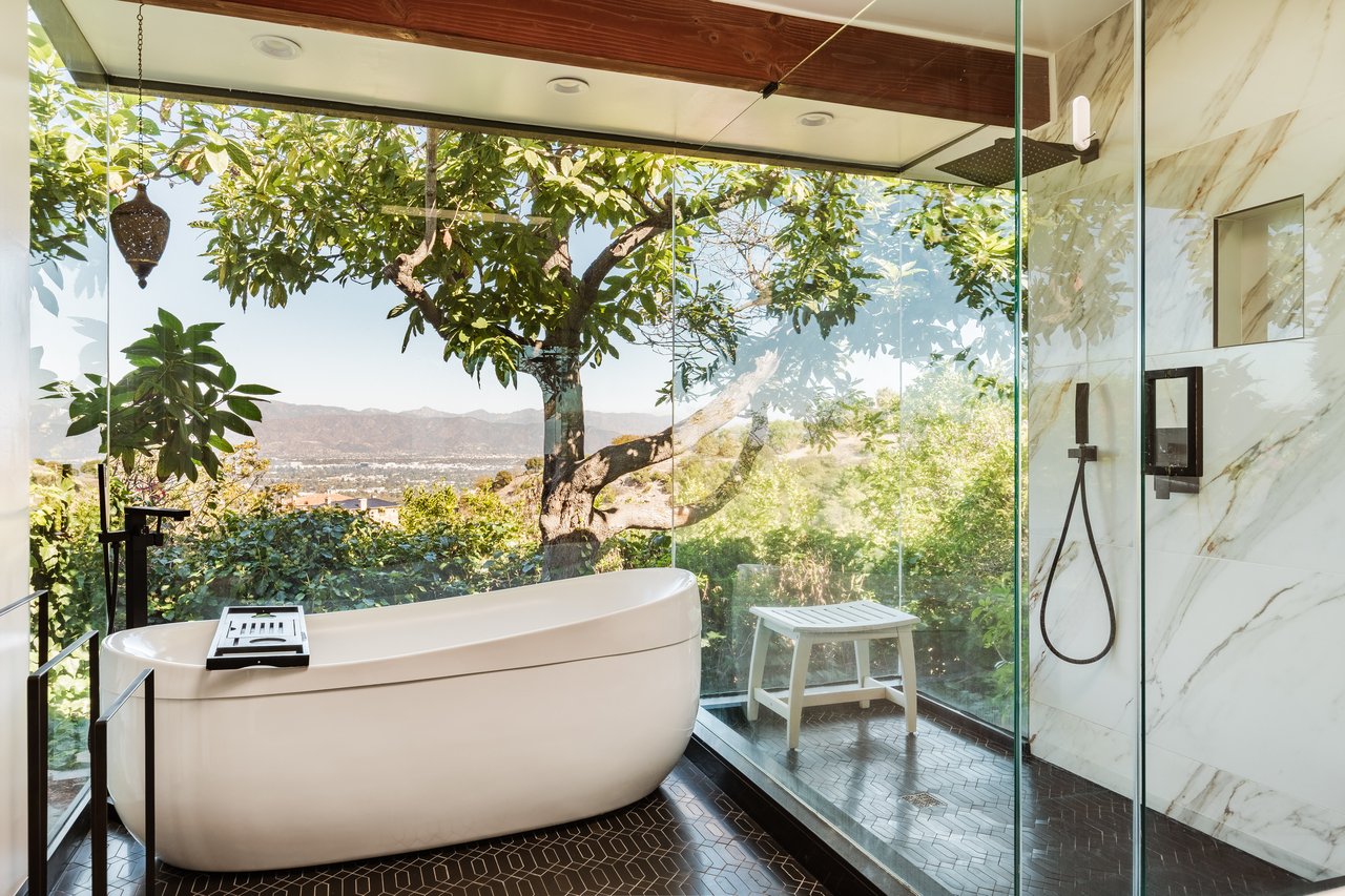 3604 Glenridge Dr, Sherman Oaks 