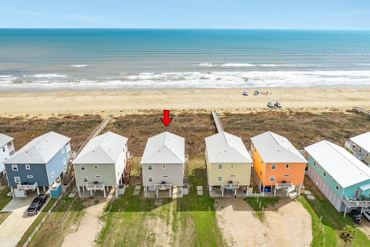 Beachfront home in Surfside Beach TX with Gulf views and direct beach access