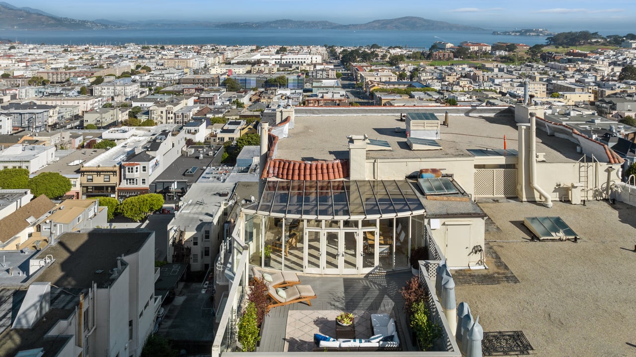 2100 Green Street Penthouse