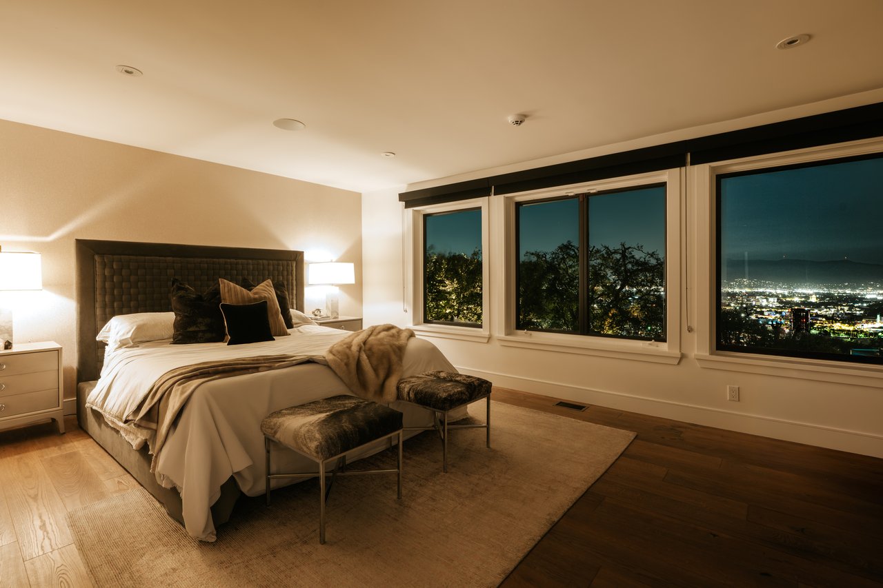 7825 Torreyson Dr, Hollywood Hills
