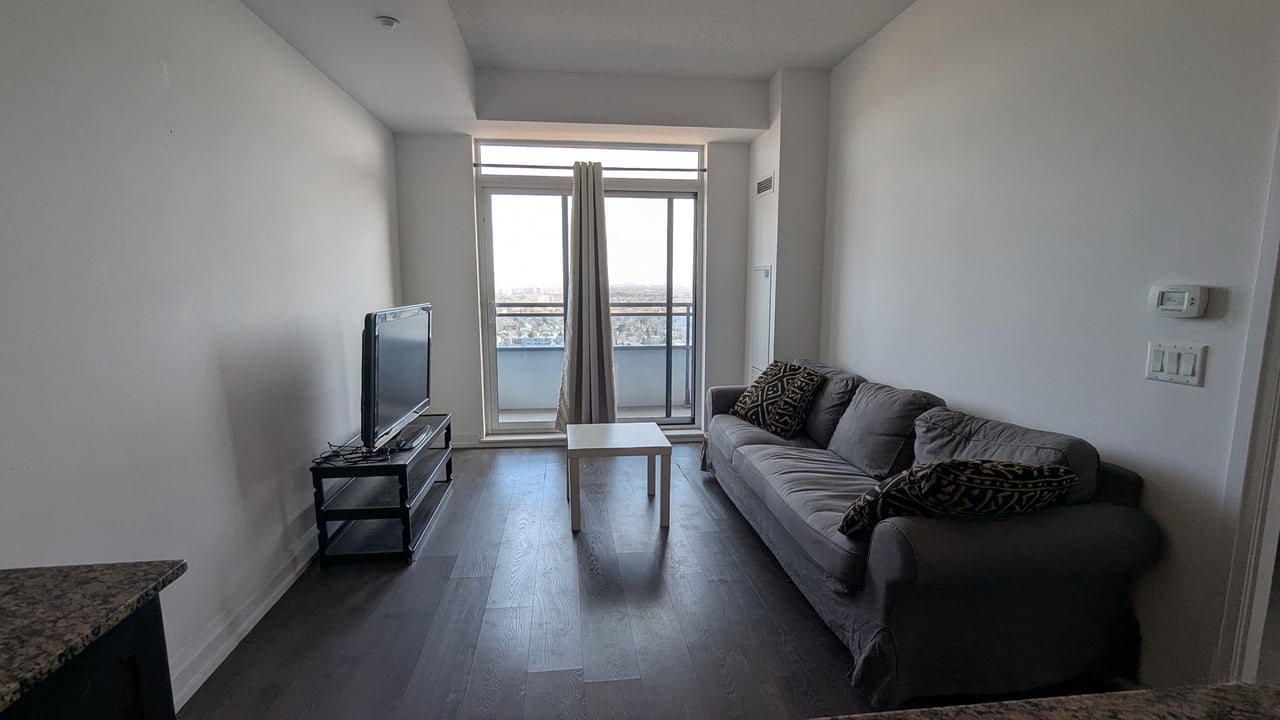 7890 Bathurst Street Unit: 2103