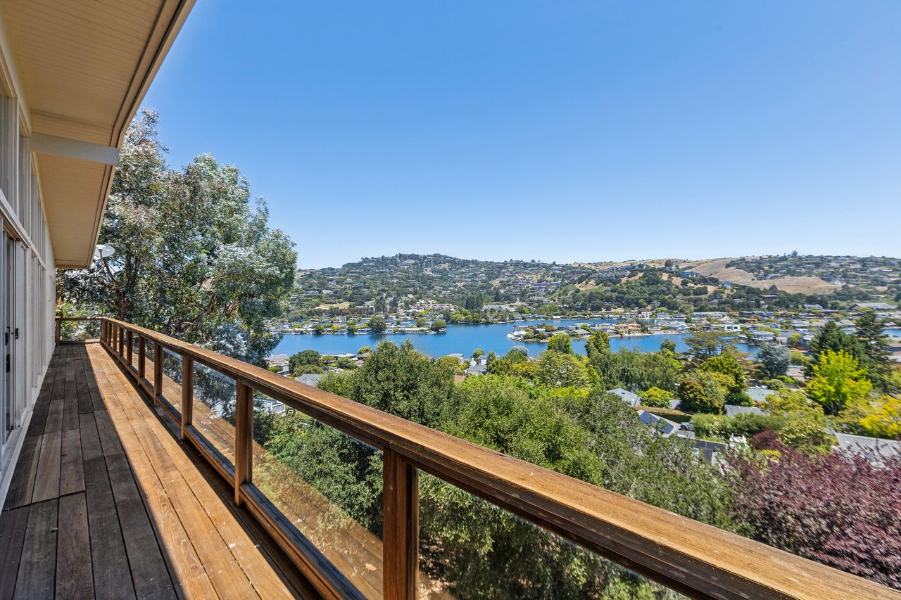 Desirable Location on Belvedere Island