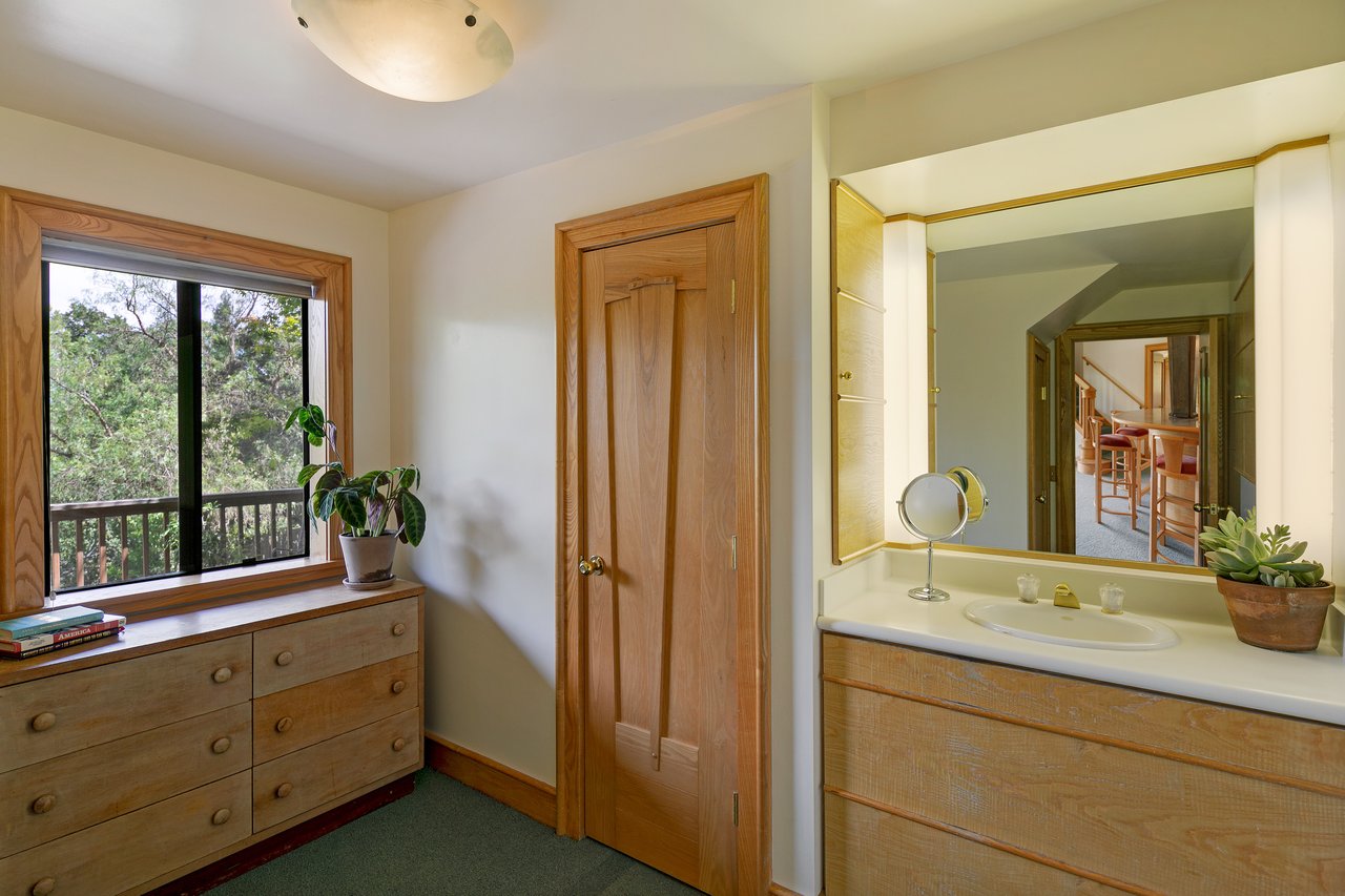 80 Camino De Herrera, San Anselmo