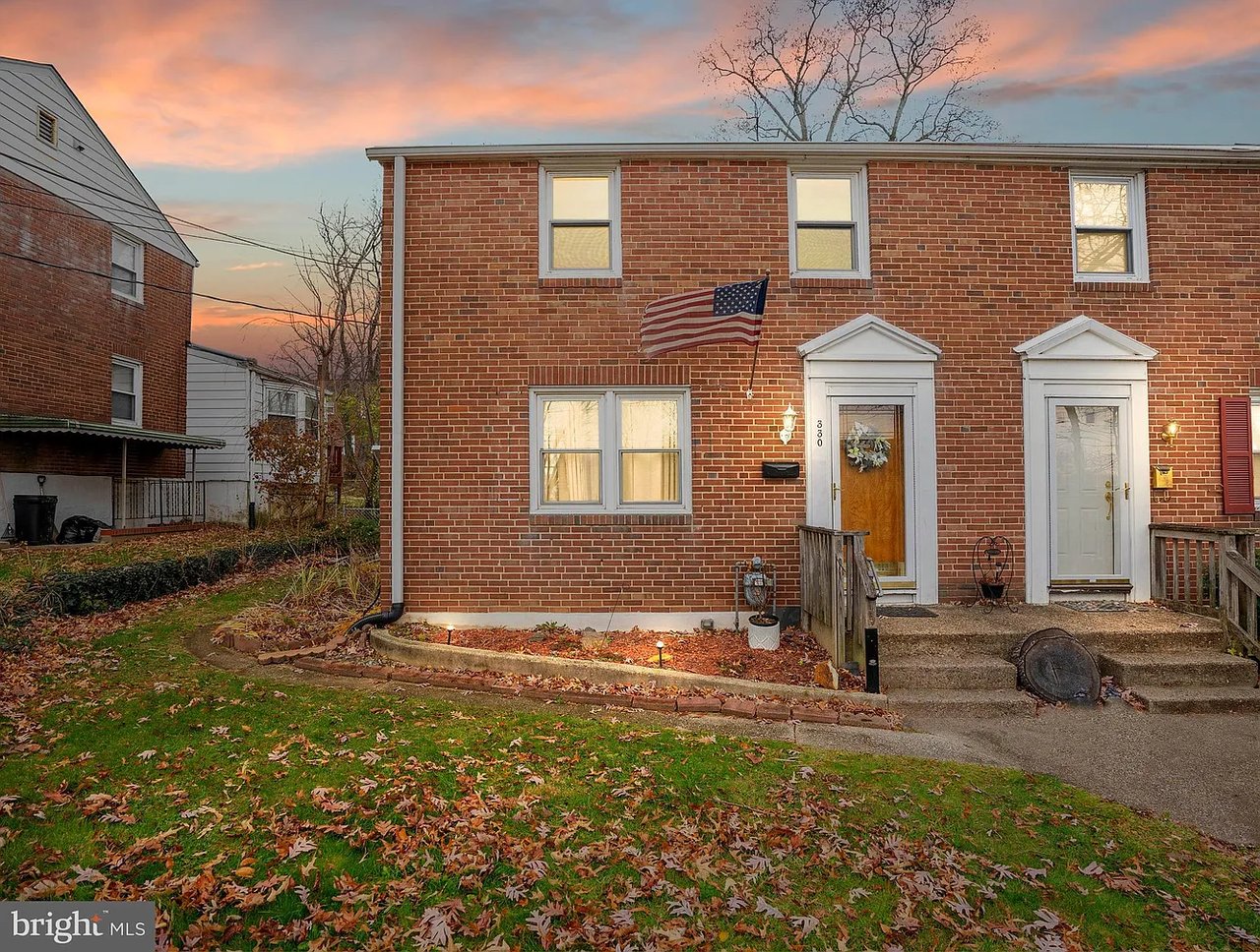 330 Marsh Ln