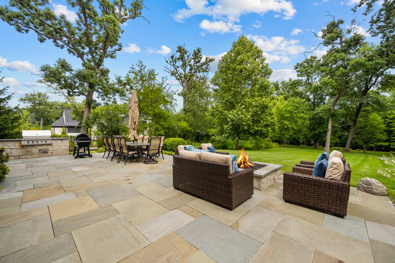 569 Briar Ln
