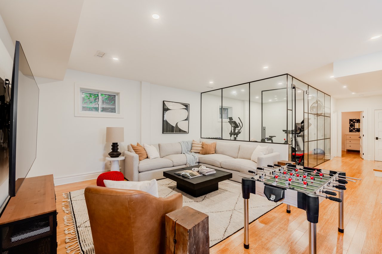 152 Kenilworth Ave