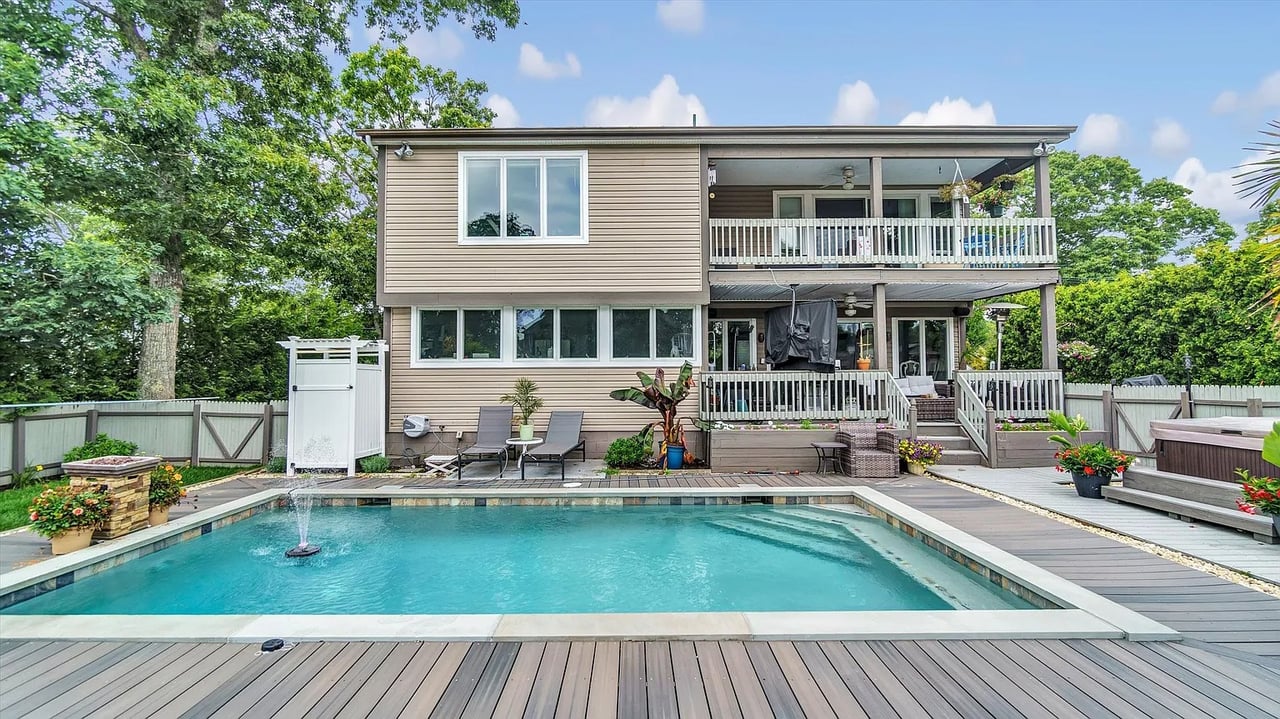 7 Tarpon Rd