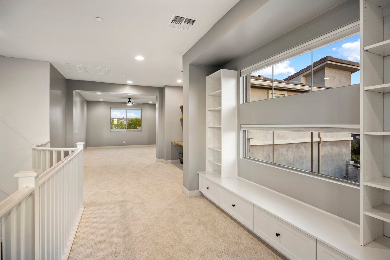3020 E LOS GATOS Drive