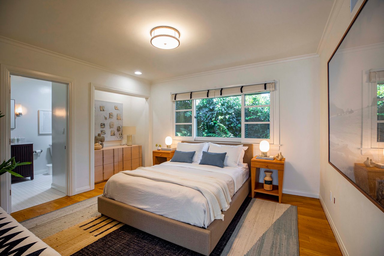 1296 Capri Dr, Pacific Palisades