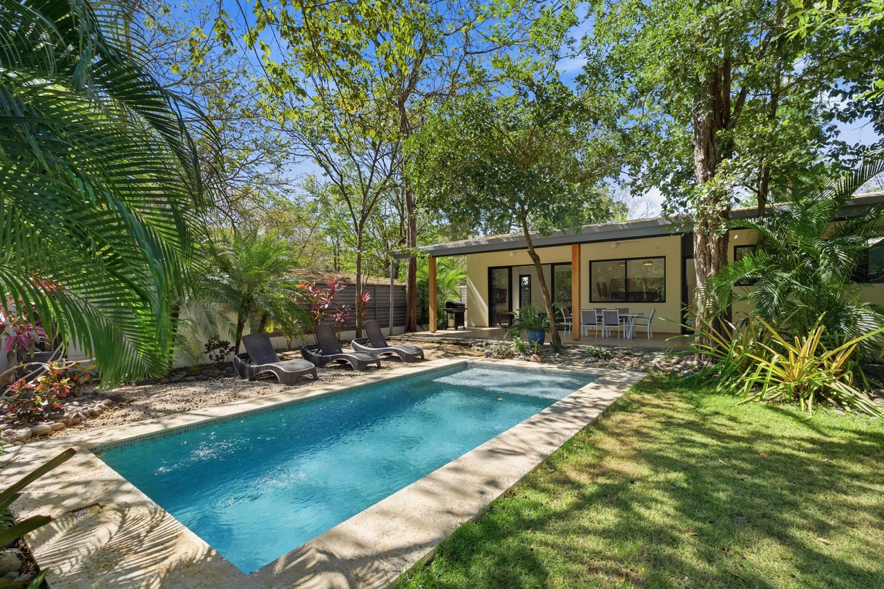 Casa Oasis | Modern Tropical Living Minutes from Tamarindo
