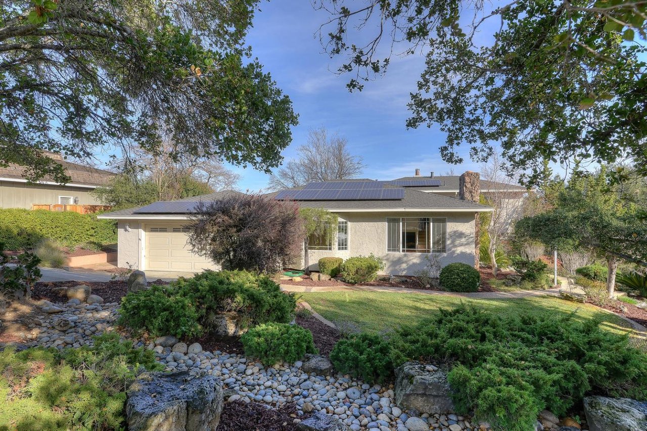 100 Hepplewhite Ct
