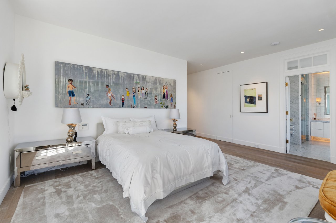 Magnificent Apartment at The Heights