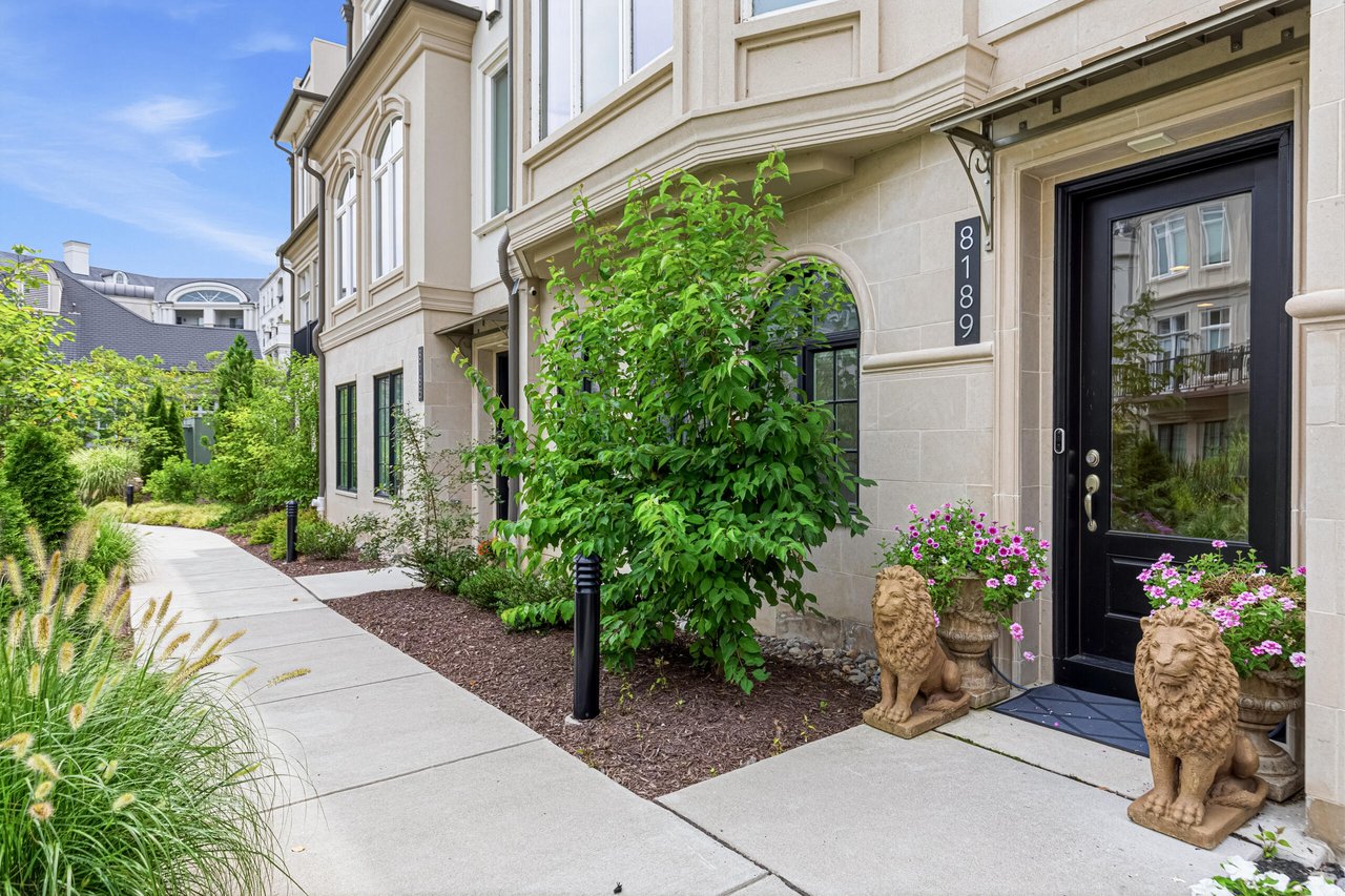8189 River Rd, Bethesda MD 20817