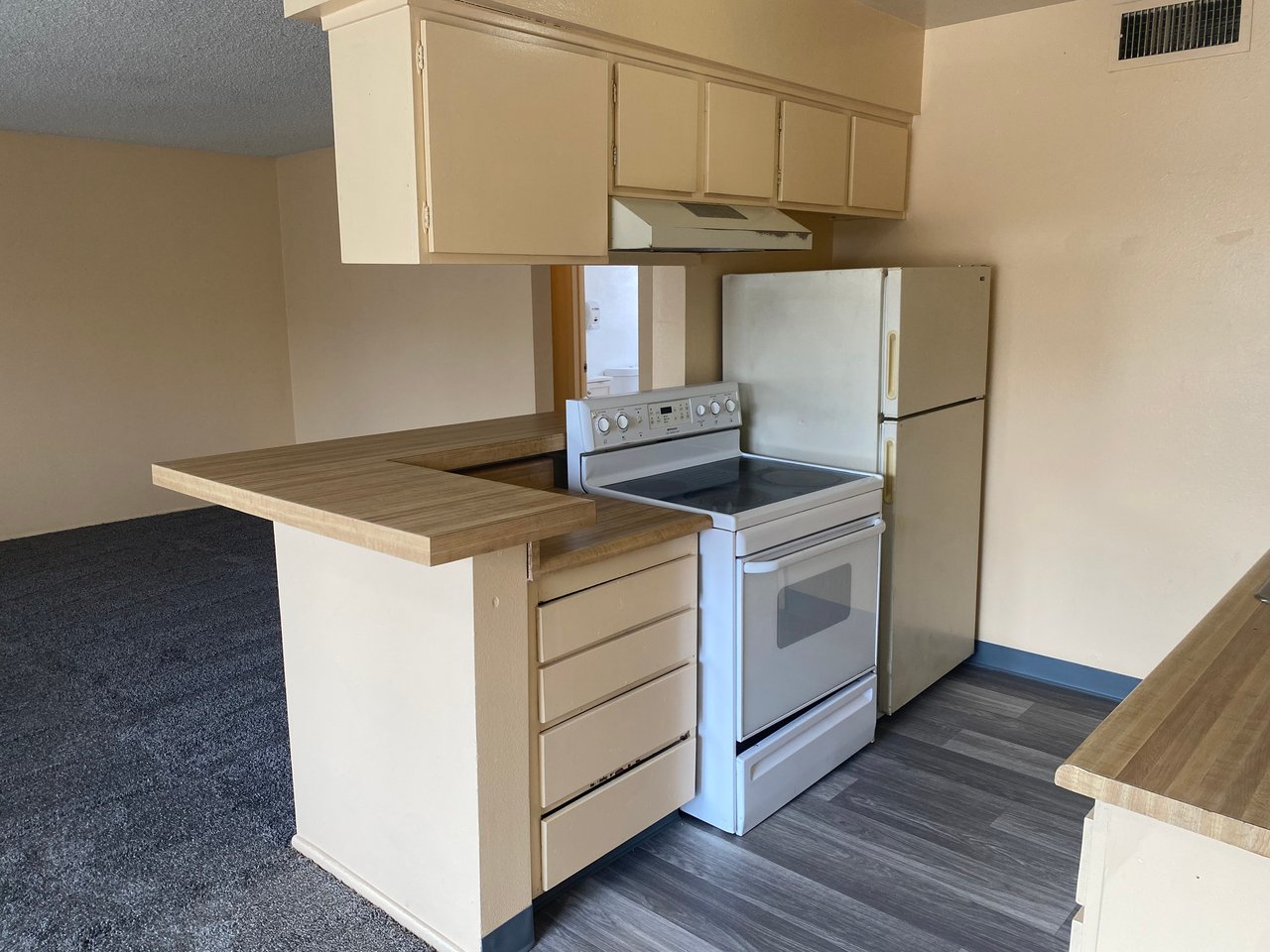 537 Calcaterra Circle #B