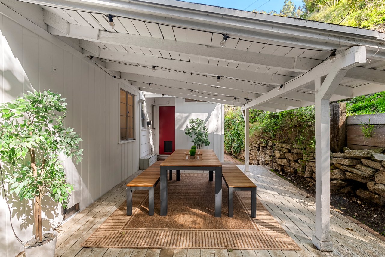 2666 La Cuesta Dr, Sunset Strip