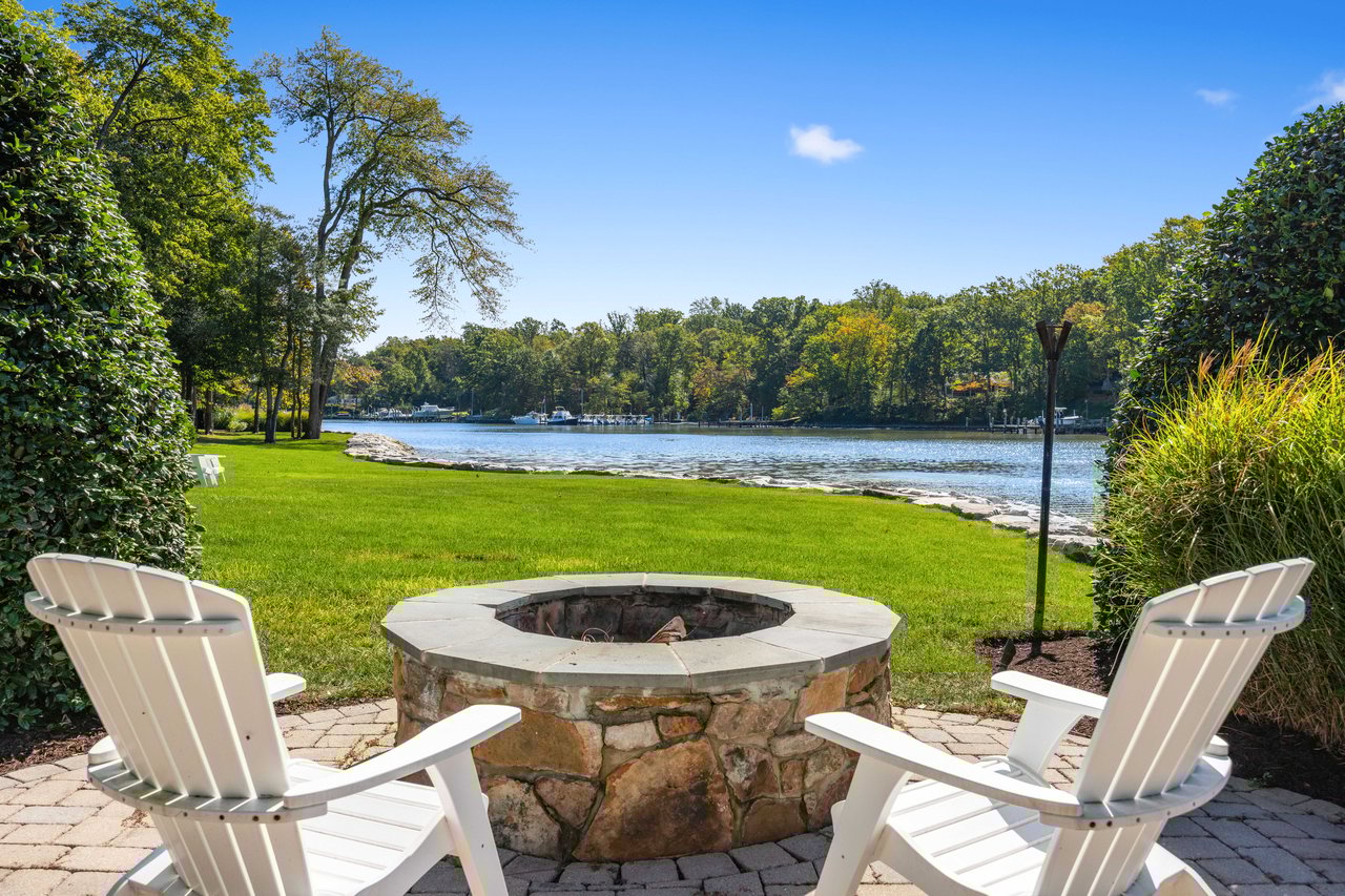 1524 Cedar Lane Farm RD