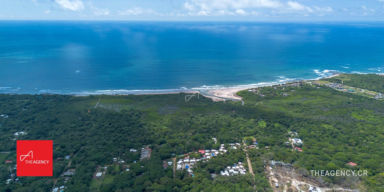 The Point 18 | Contemporary 4BR Villa Steps from the Beach in Gated Playa Avellanas Community