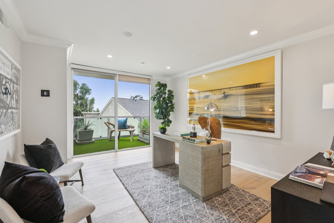 8715 Sunset Plaza Ter, Sunset Strip