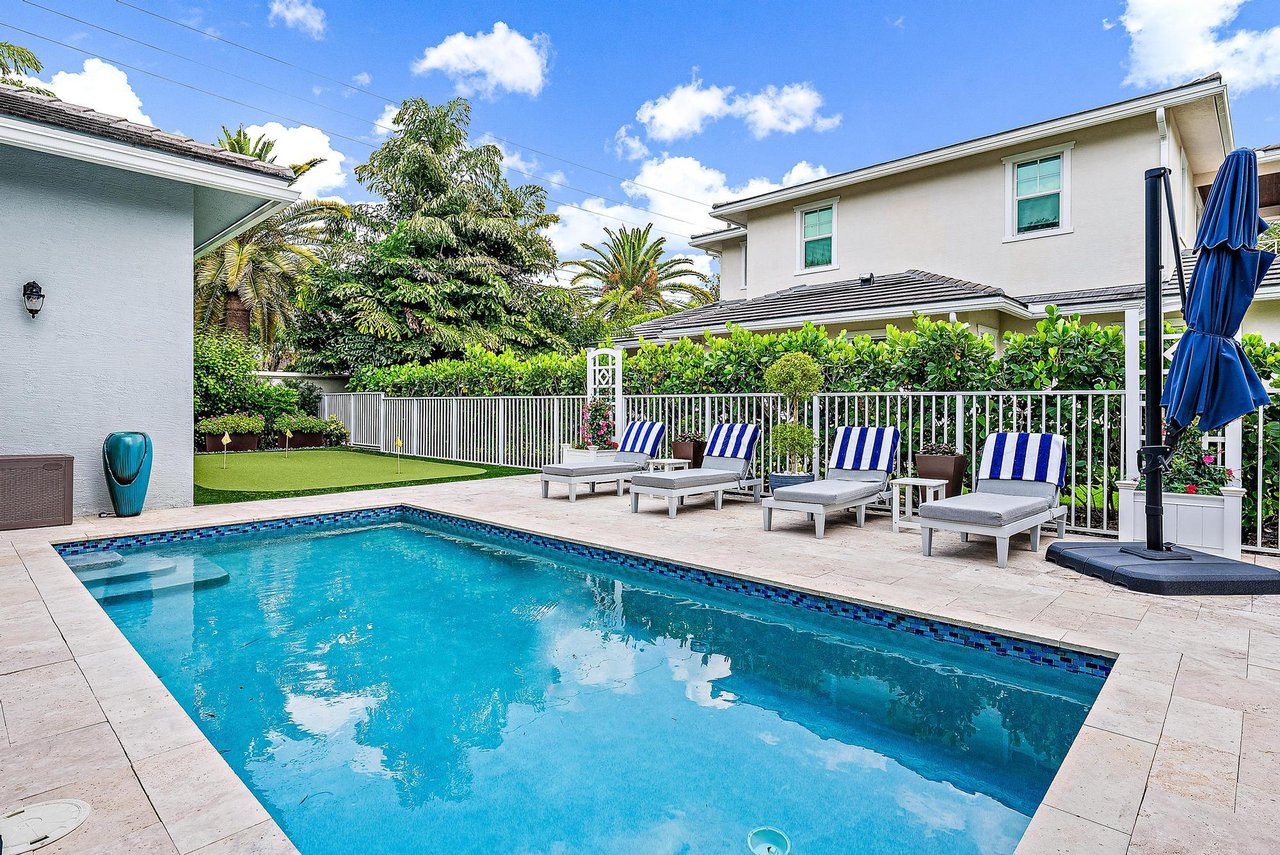 Luxury Modern Single Family Home For Rent North Palm Beach - Lynn Dachisen